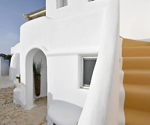 Villa Platis Gialos: Charming Retreat With Private Pool *