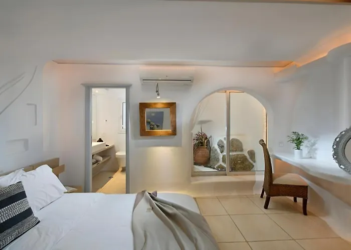 Platis Gialos: Charming Retreat With Private Pool *