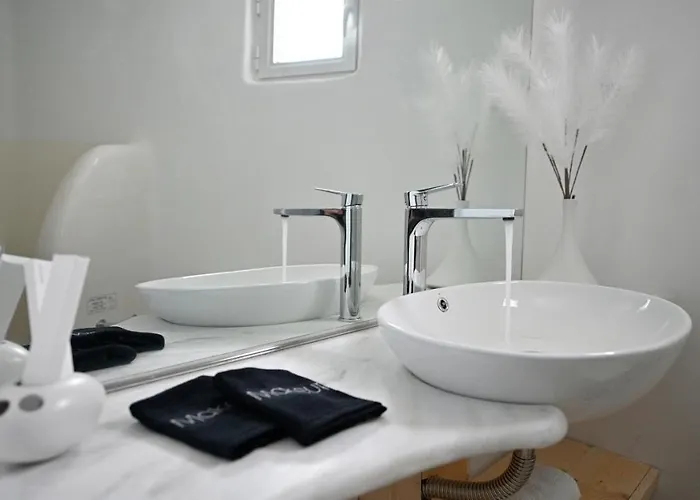 Platis Gialos: Charming Retreat With Private Pool *