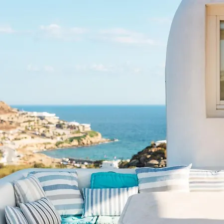 Platis Gialos: Charming Retreat With Private Pool Villa *
