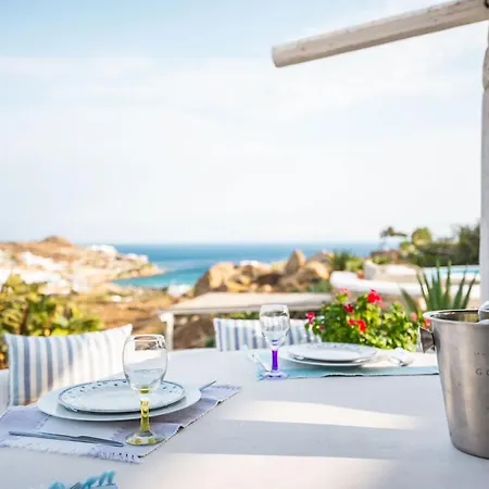 Villa Platis Gialos: Charming Retreat With Private Pool