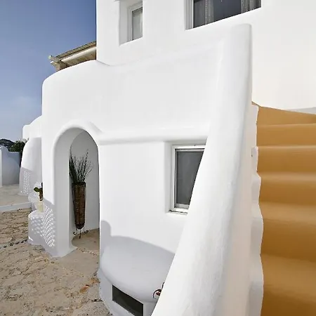Villa Platis Gialos: Charming Retreat With Private Pool *