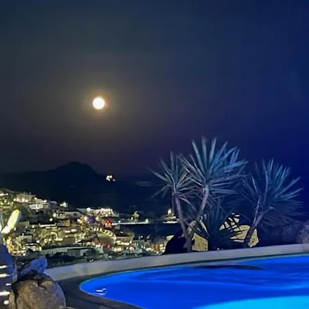 Platis Gialos: Charming Retreat With Private Pool Villa