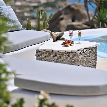 Platis Gialos: Charming Retreat With Private Pool Villa *
