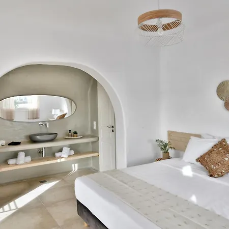 Willa Charming In Platis Gialos With Private Pool