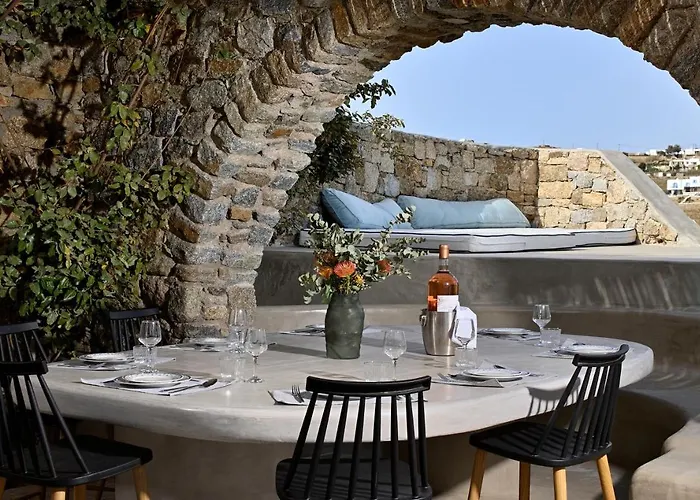 Charming In Platis Gialos With Private Pool * 파라다이스비치
