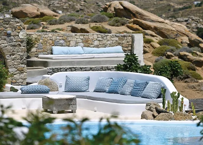 Villa Platis Gialos: Charming Retreat With Private Pool *